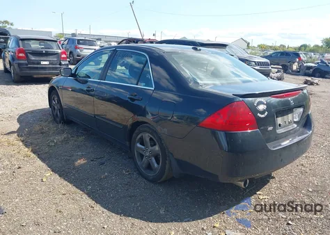 2007 Honda Accord 3.0 Ex z USA, uszkodzony, nr VIN 1HGCM65597A060261